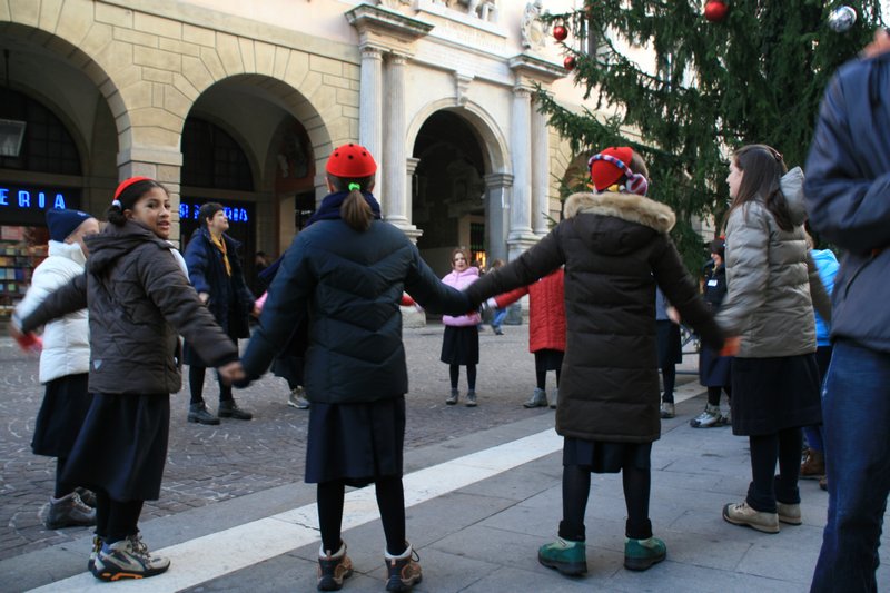Click per vedere la foto successiva