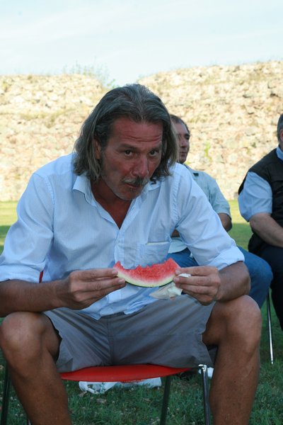 Click per vedere la foto successiva