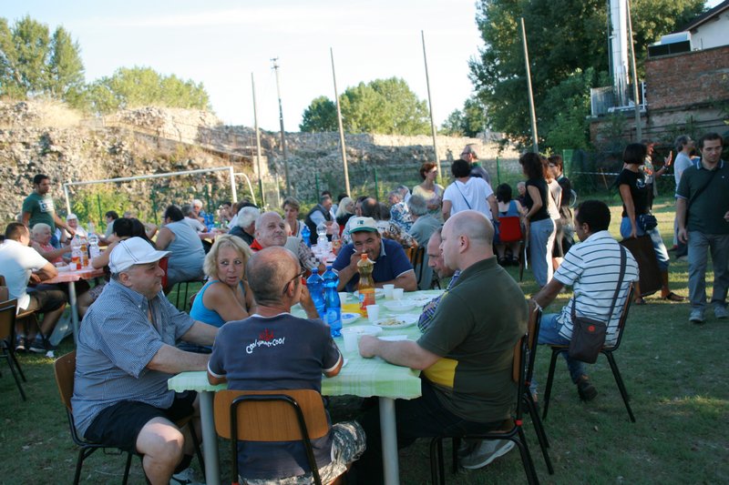 Click per vedere la foto successiva