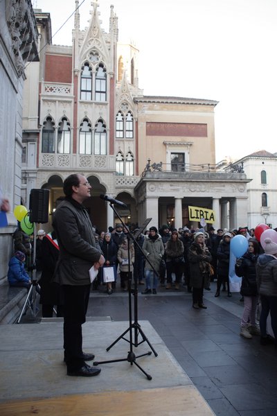 Click per vedere la foto successiva