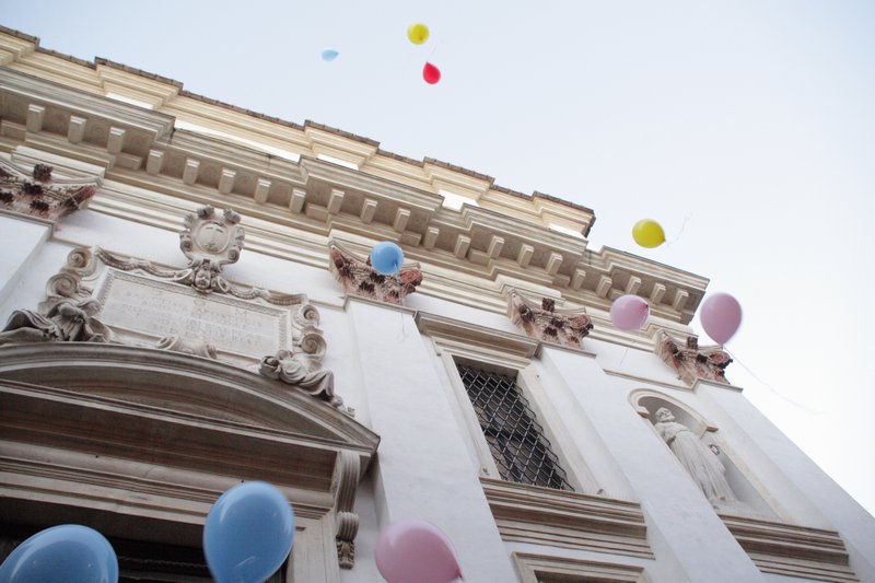 Click per vedere la foto successiva