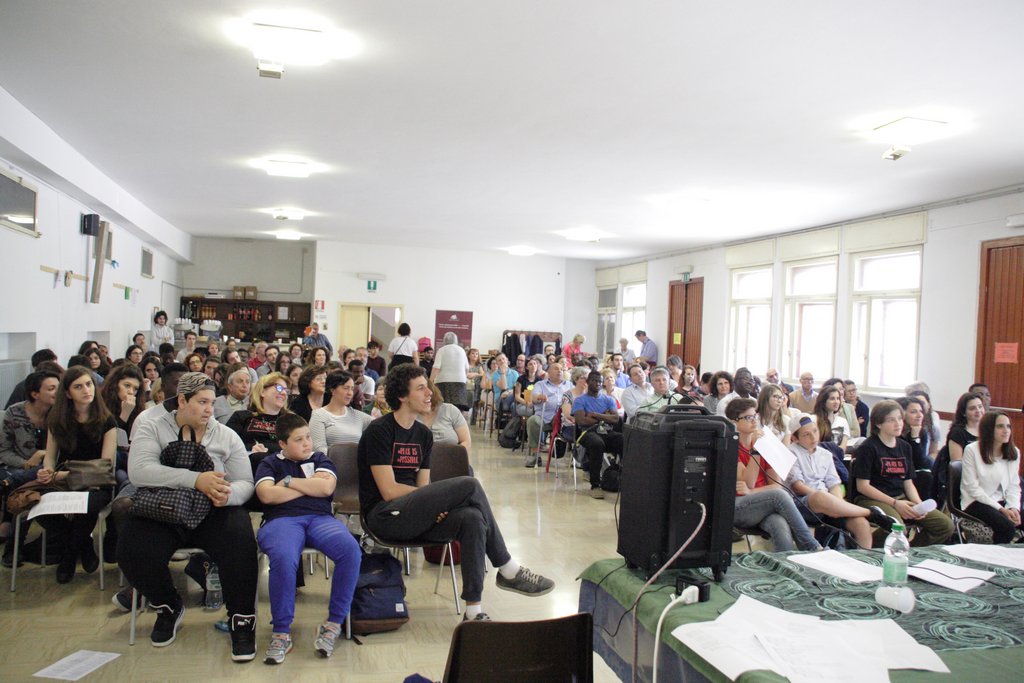 Click per vedere la foto successiva